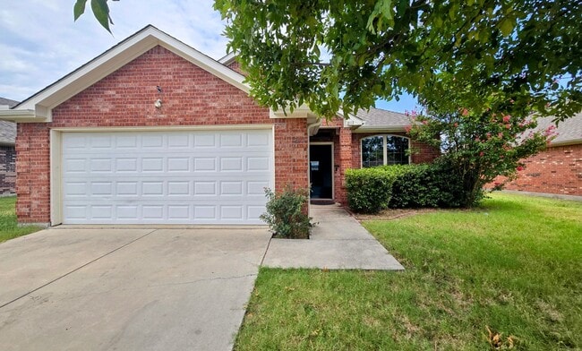 Primary Photo - 2113 Woodhaven Dr