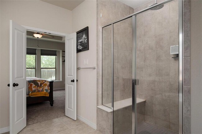 Building Photo - 136 Ravello St