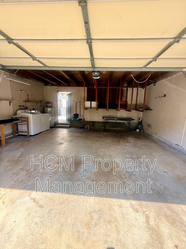 Building Photo - 16065 Mt Pico Ct
