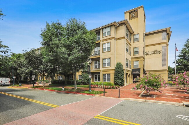 Building Photo - 11800 Old Georgetown Rd