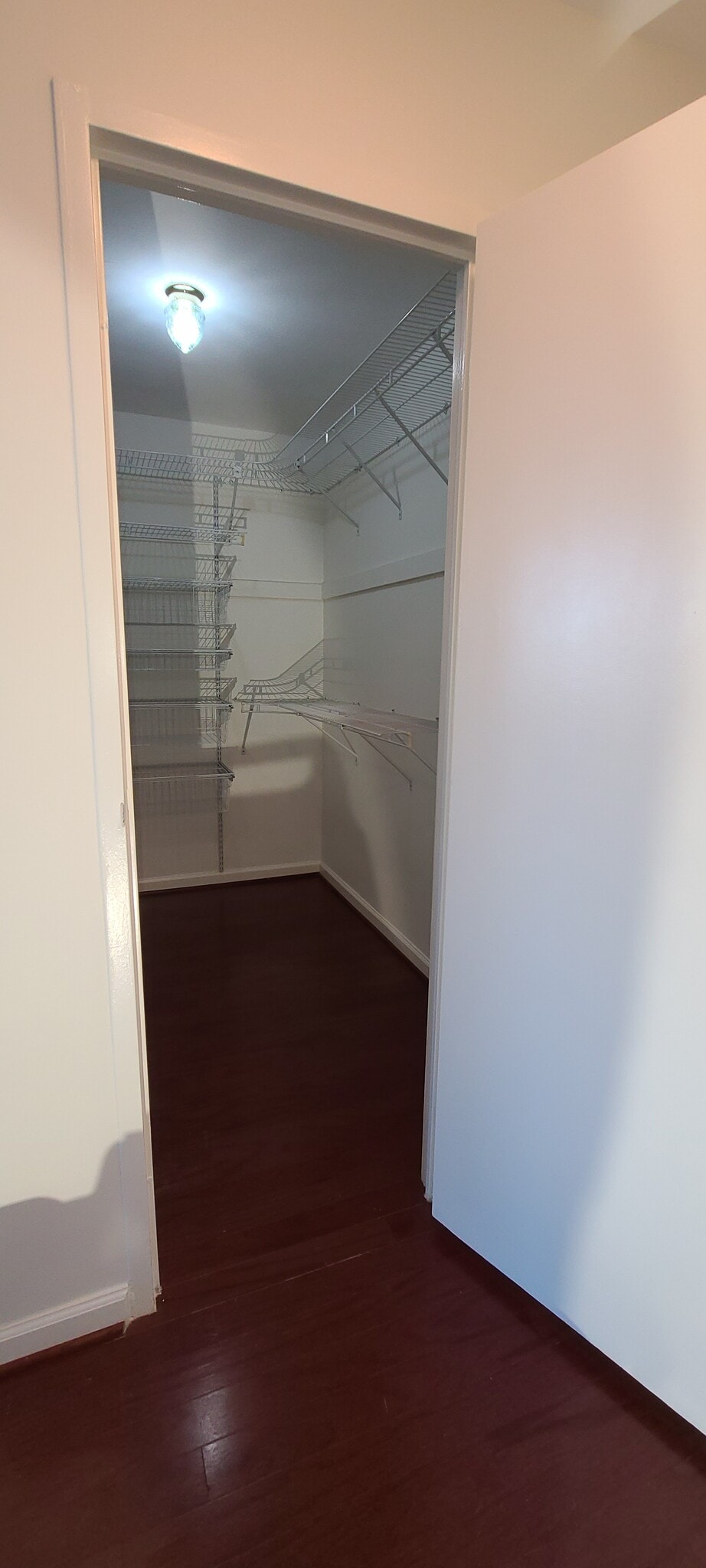 Building Photo - 10401 Grosvenor Pl