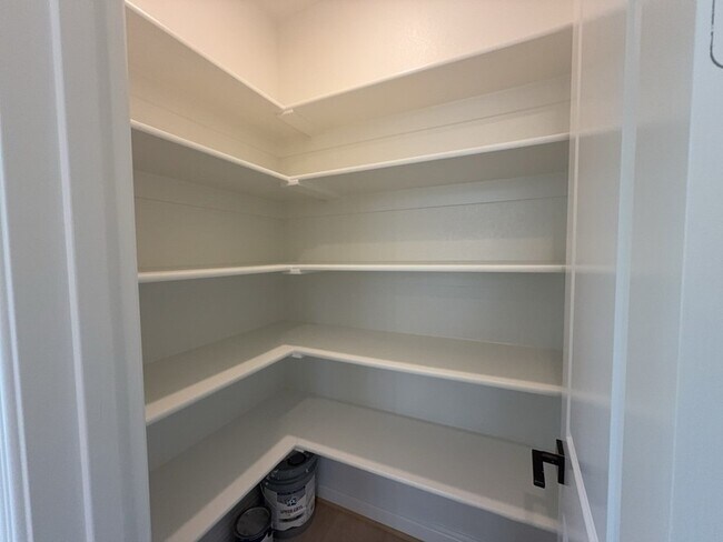 Building Photo - 2463 Bussey Dr