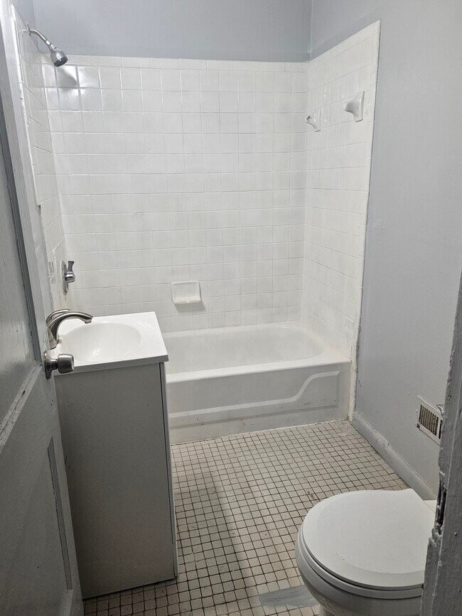 Building Photo - 597 Trenton Ave