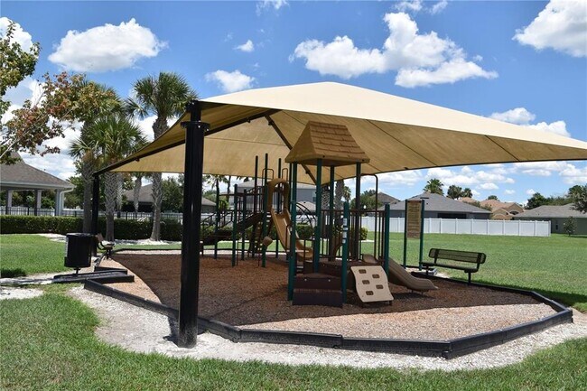 Building Photo - 711 Meadow Glade Dr