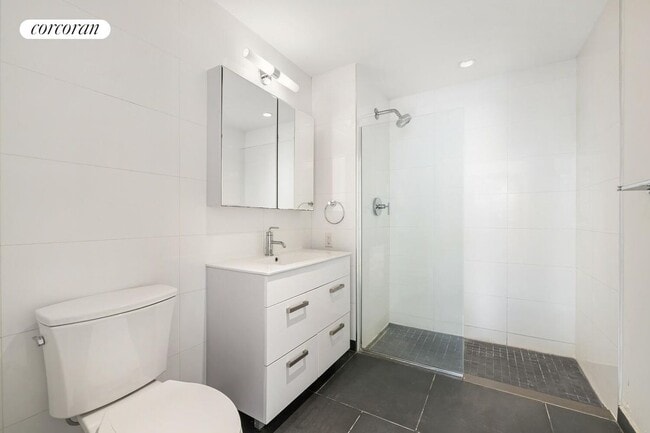 Building Photo - 247 N 7th St