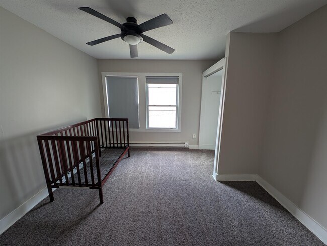 Building Photo - 207 Oriental Ave