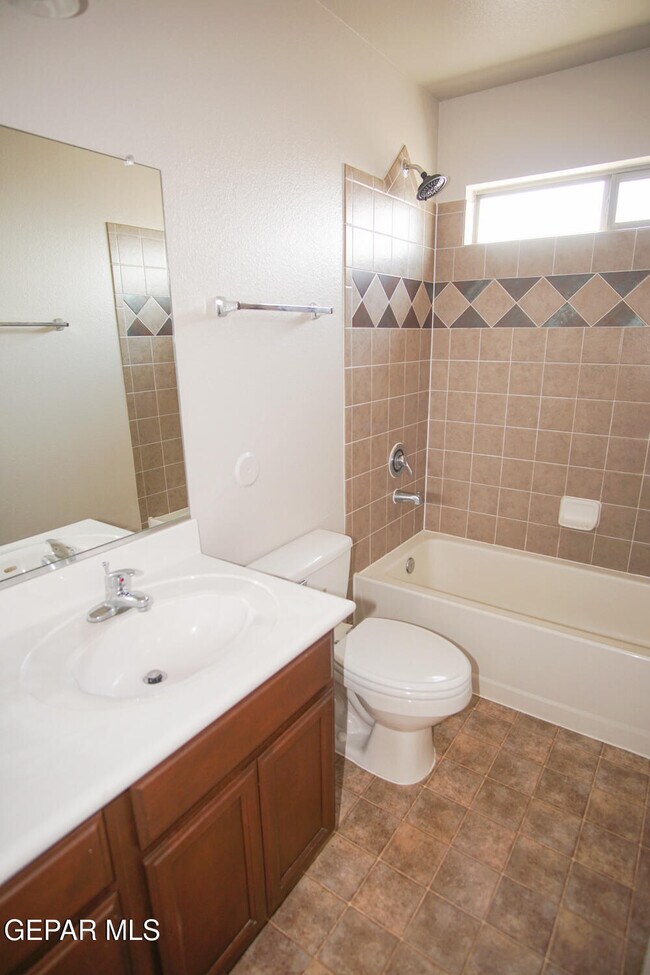 Building Photo - 14373 Coyote Trail Dr