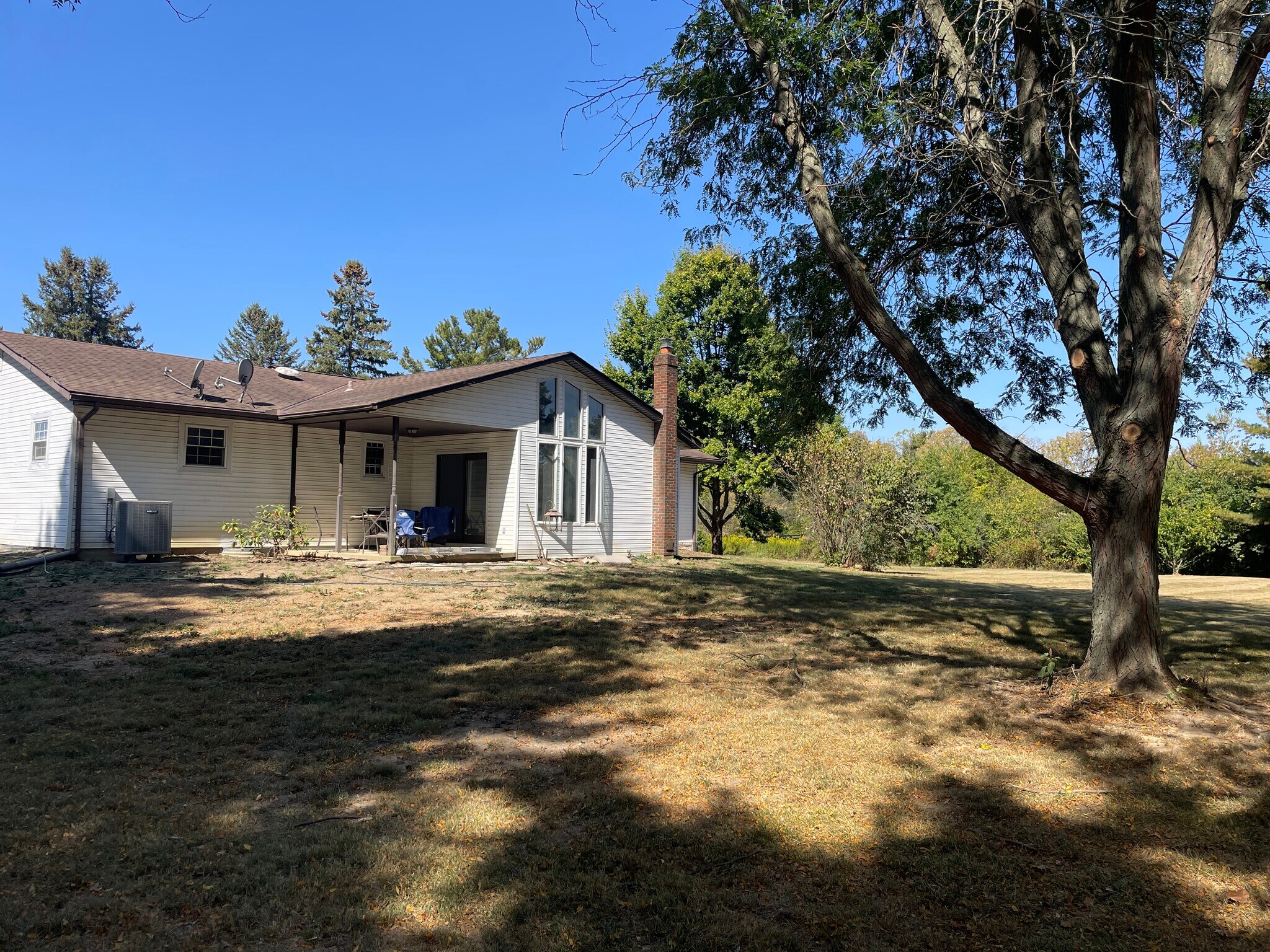 Building Photo - 12220 Jerome Road