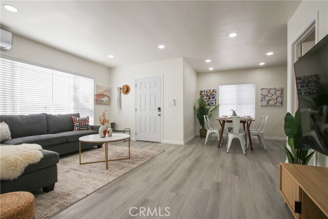 Building Photo - 3726 Ellis Ln