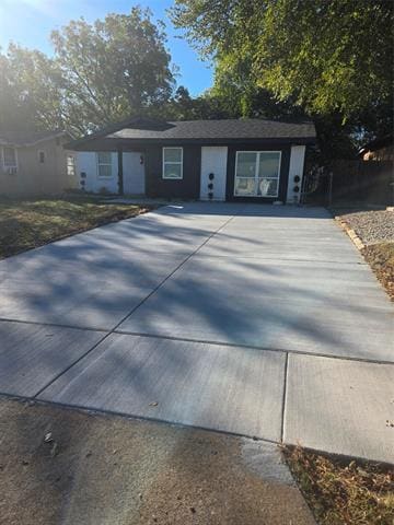 Building Photo - 2117 Beaumont St