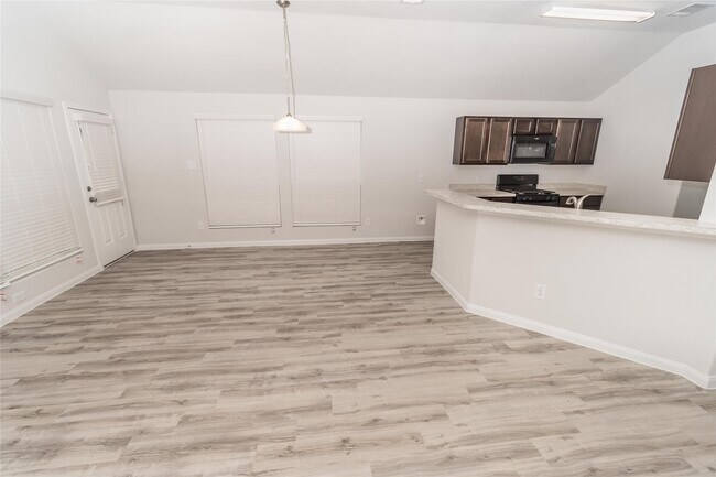 Building Photo - 21615 Tea Tree Olive Pl