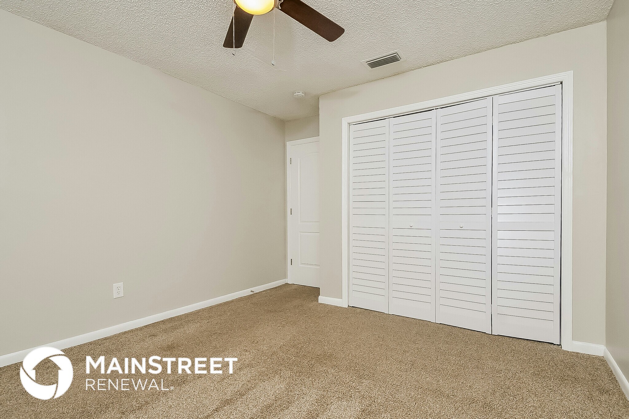 Building Photo - 3818 Southview Dr