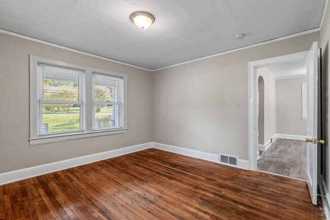 Building Photo - Adorable Home, Just Painted, Wood Flooring...