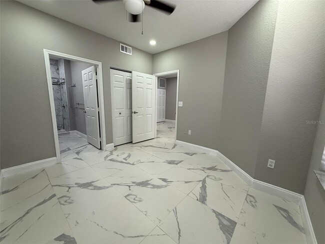 Building Photo - 9258 Lake Chase Island Way