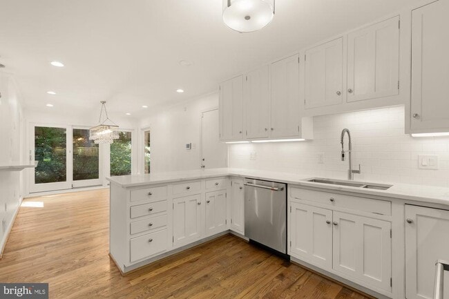 Building Photo - 1318 Round Oak Ct