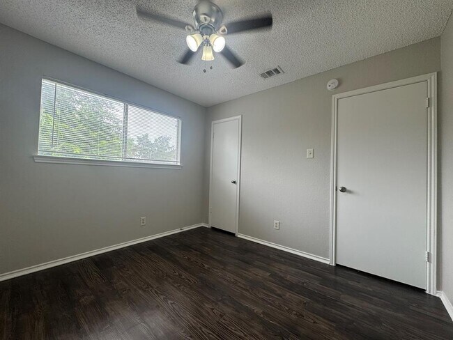 Building Photo - 522 Cutty Trail