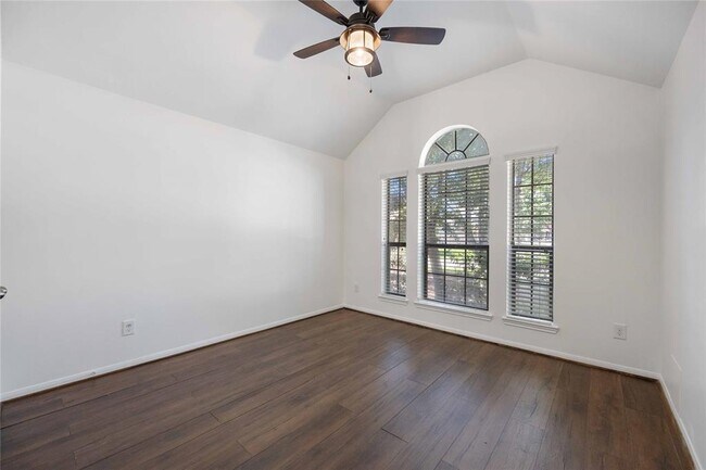 Building Photo - 2301 Shadow Canyon Ct