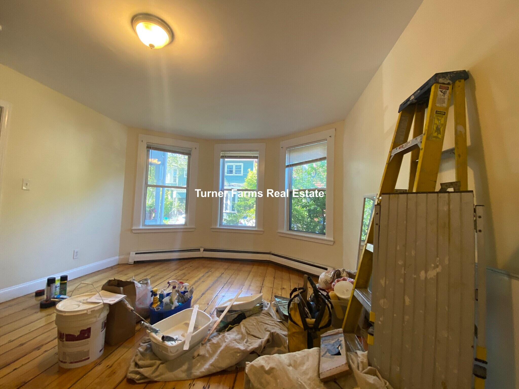 Building Photo - 65 Pleasant St