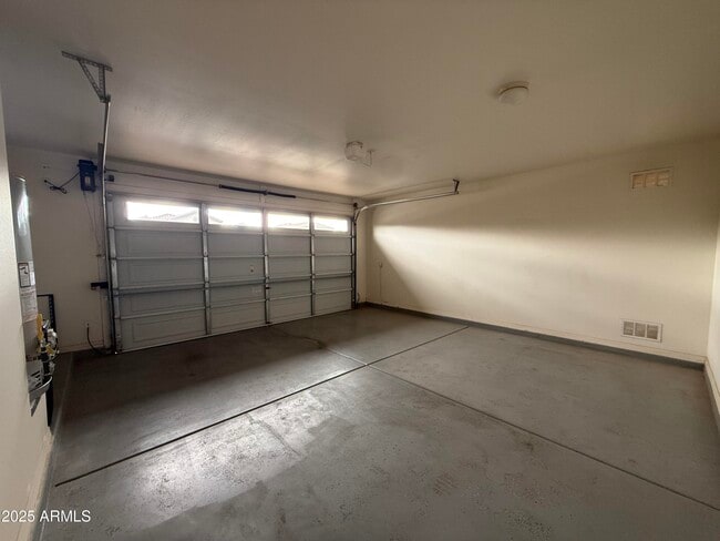 Building Photo - 276 E Coconino Dr