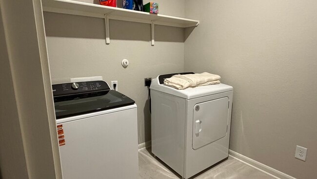 Building Photo - 1326 Arcadian Rose