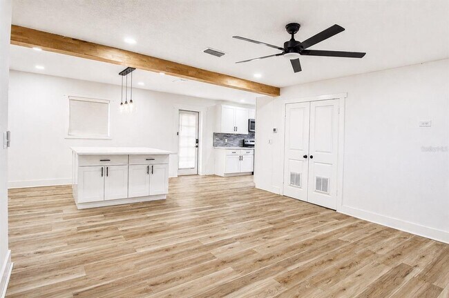 Building Photo - 113 Inwood Cir
