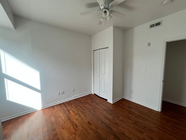 Building Photo - 601 N 39th St