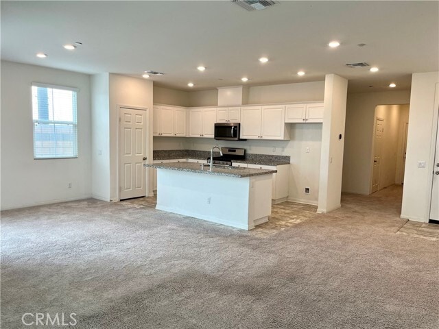 Building Photo - 1586 Redwoods Drive Pl