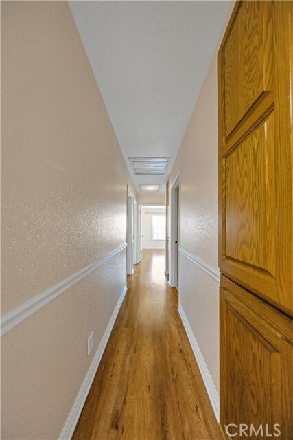 Building Photo - 11 Recodo
