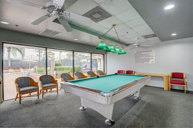Building Photo - 1004 Landings Blvd