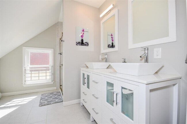 Building Photo - 87 Union St