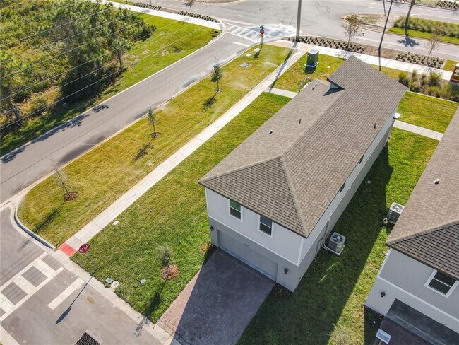 Building Photo - 4749 Cross Pr Pkwy