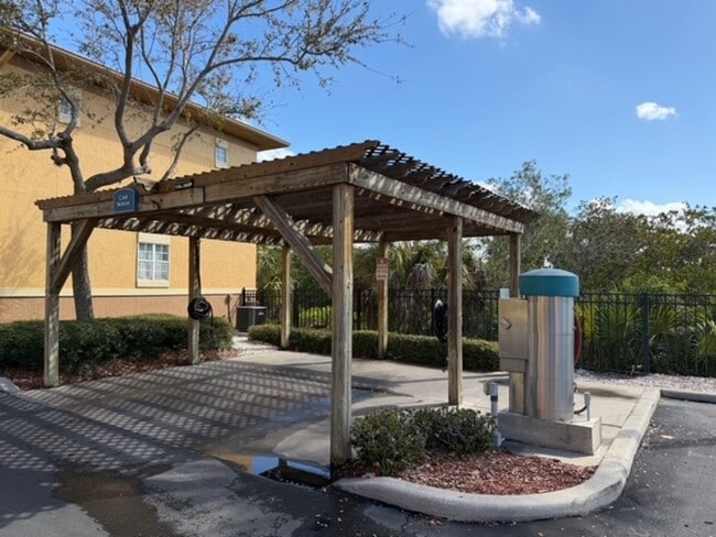 Building Photo - 4306 Bayside Village Dr