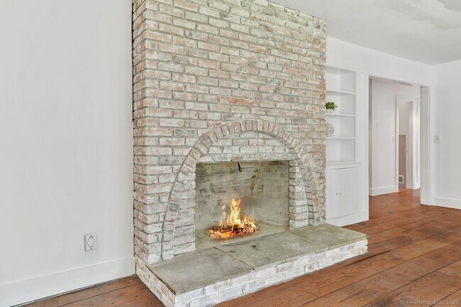 Building Photo - 231 N Georges Hill Rd