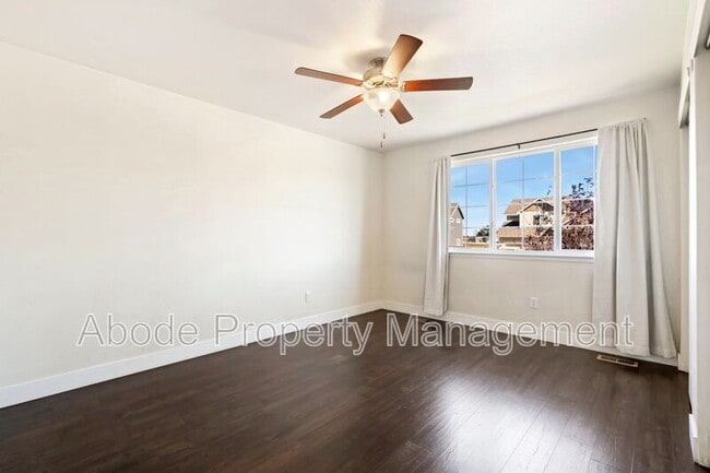 Building Photo - 2829 Avocado Ave