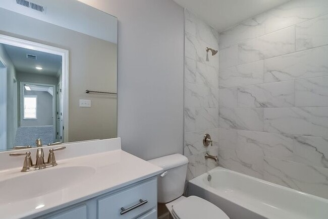 Building Photo - Now Leasing a 4-bedroom 2.5 bath home in W...