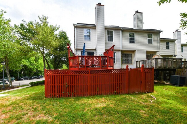 Building Photo - 1401 Deep Gorge Ct