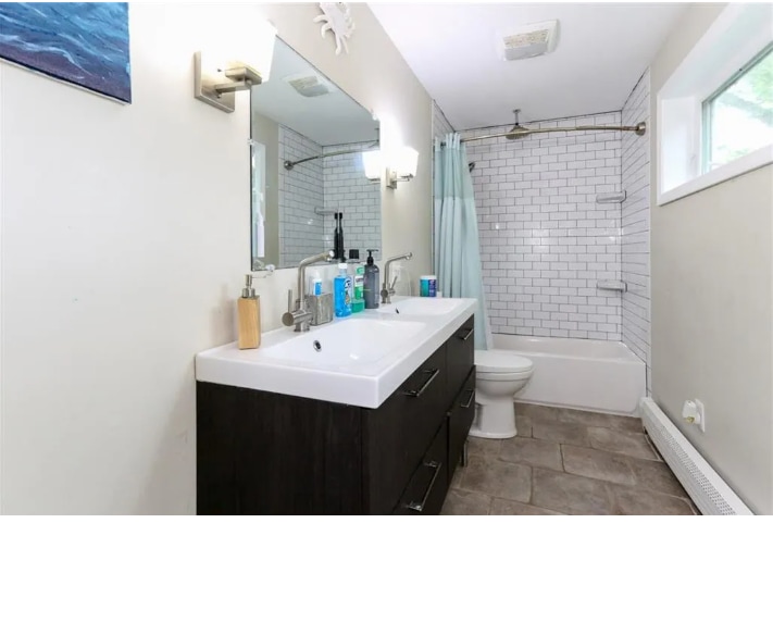 Building Photo - 41 W Main Rd