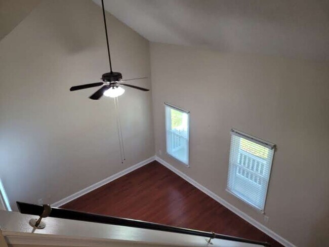 Building Photo - Ocean Lakes Single Family Home Ready for Move In!