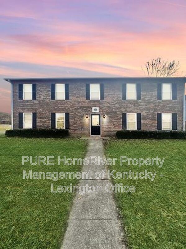 Building Photo - 3793 Camelot Dr