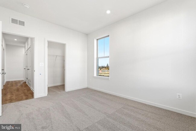 Building Photo - 19705 Misty Moss Sq