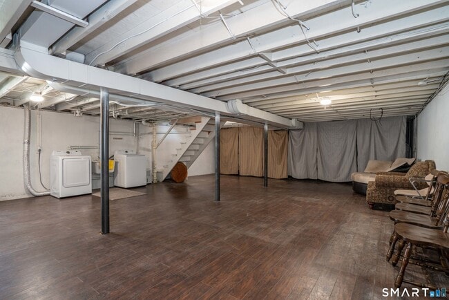 Building Photo - 114 Moreland Ave