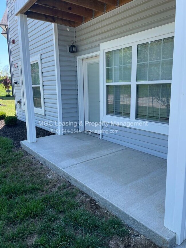 Building Photo - Handicap-Accessible Apartment — Updated, Convenient & Move-In Ready 09/08/26