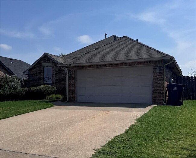 Primary Photo - 7604 Meadow Lake Dr