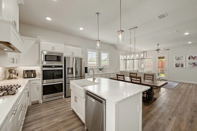 Building Photo - 14205 Spitfire Trail