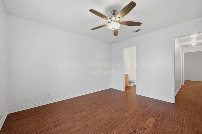 Building Photo - 2000 Monte Cristo Way