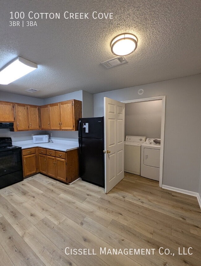 Building Photo - 100 Cotton Creek Cove