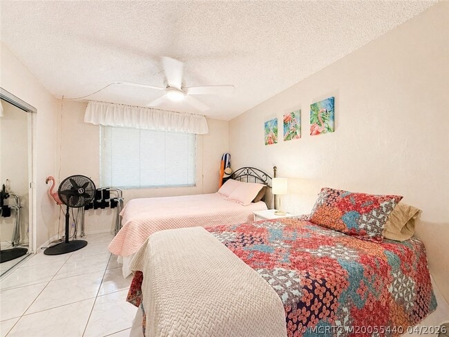 Building Photo - 9500 S Ocean Dr