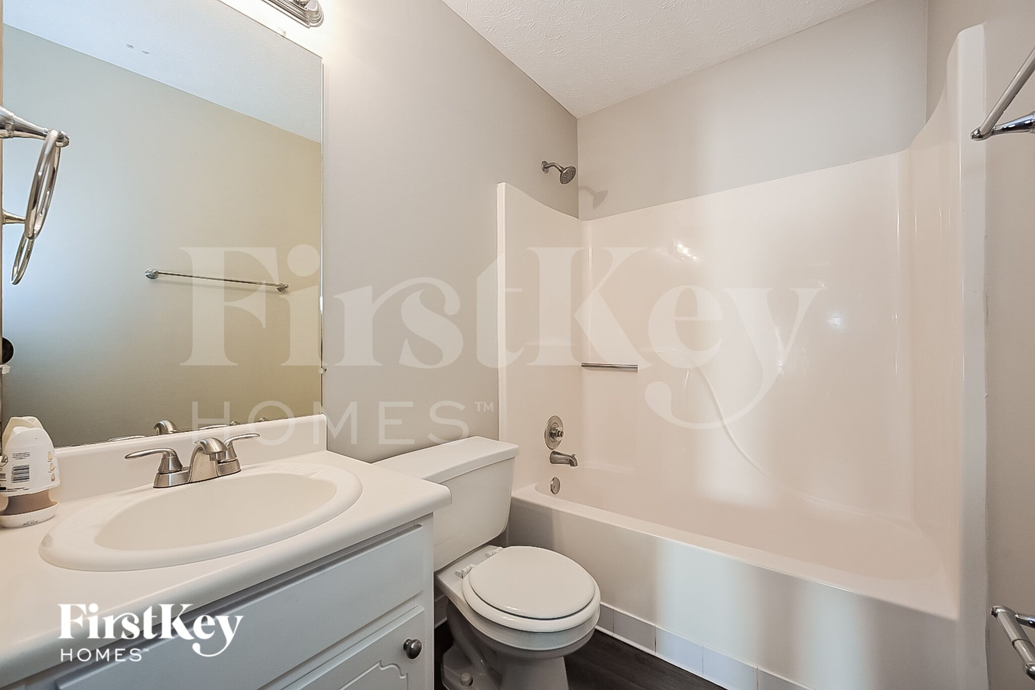 Building Photo - 4049 Fieldway Rd