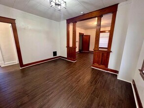 Building Photo - 301 Folts St