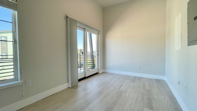 Building Photo - Brand New Construction Studio Apartment with Air Conditioning in the Ironworks Building